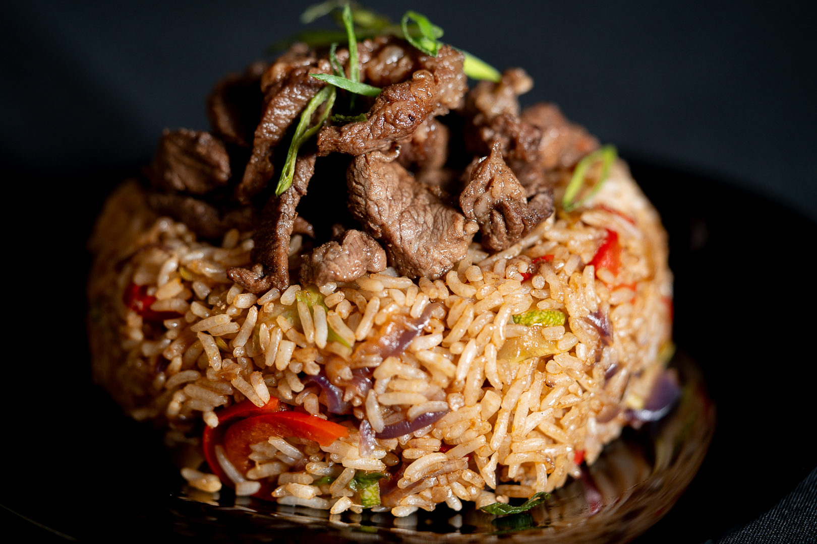 WOK DE ARROZ CON VEGETALES Y CARNE VACUNA