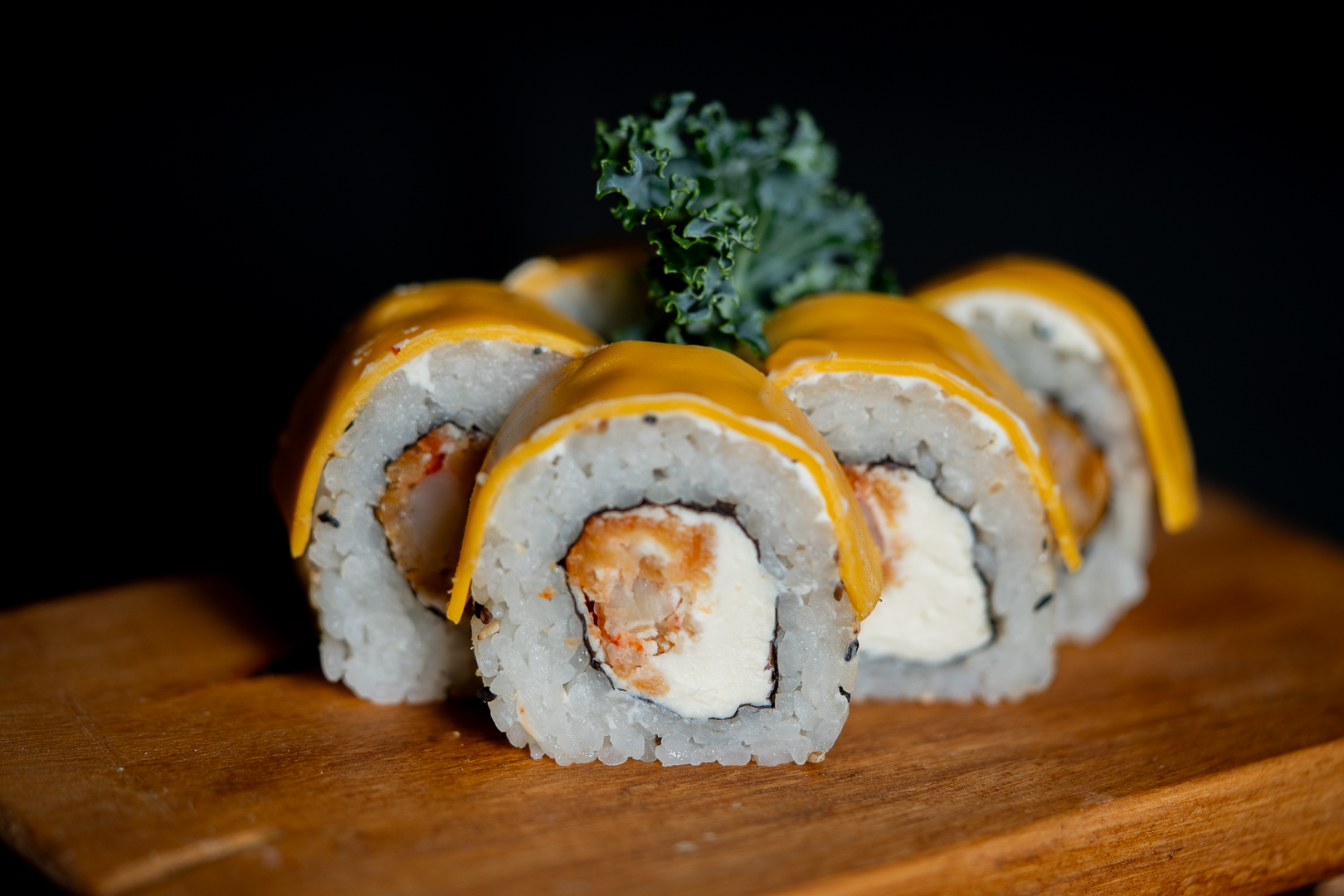CHEDDAR ROLL_